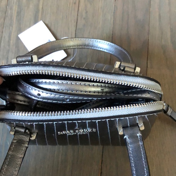 Kate Spade NWT silver mini dome crossbody🔥🔥 - Picture 8 of 15